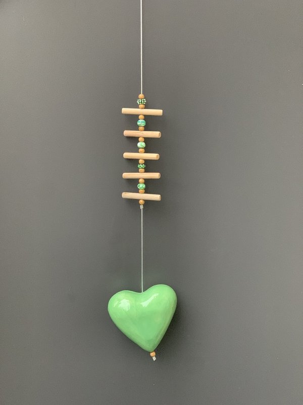 Herz 14 cm, grün, gross, mit Murano-Glasperlen